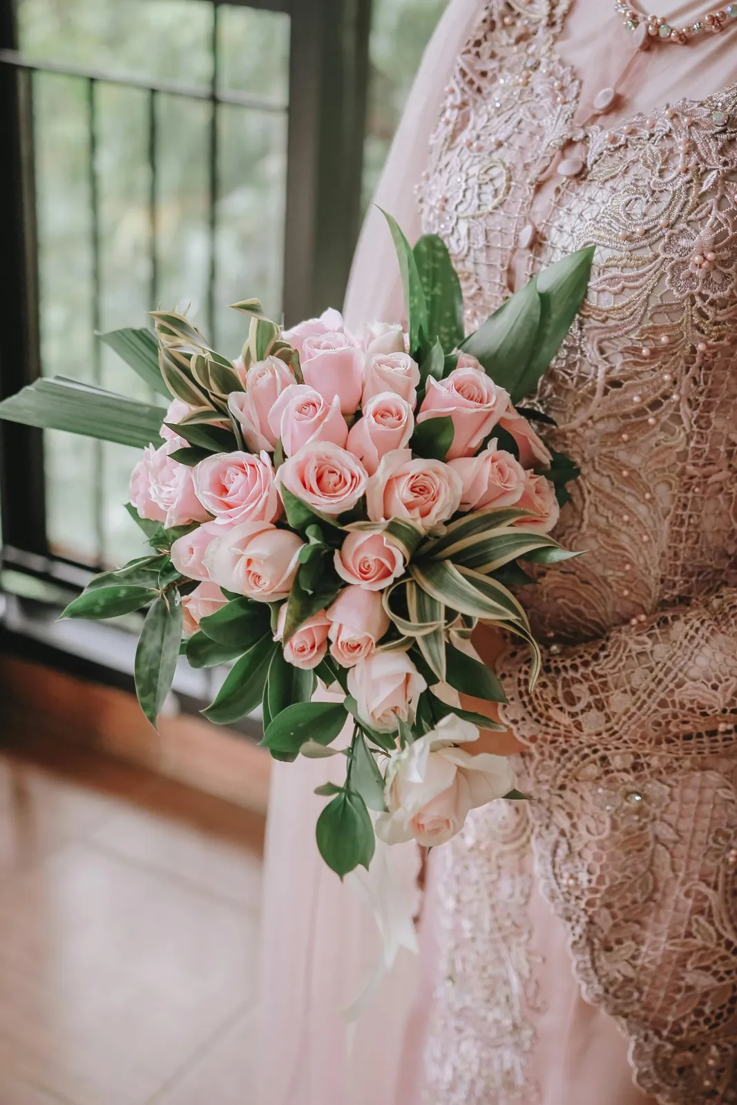 Pink rose bridal bouquet